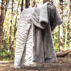 Grey Tiger Fleece Blanket Cocooning
