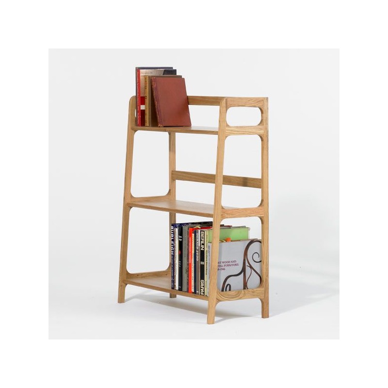 Simple Wooden Bookcase for Small Space