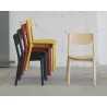 Chaise empilable en bois