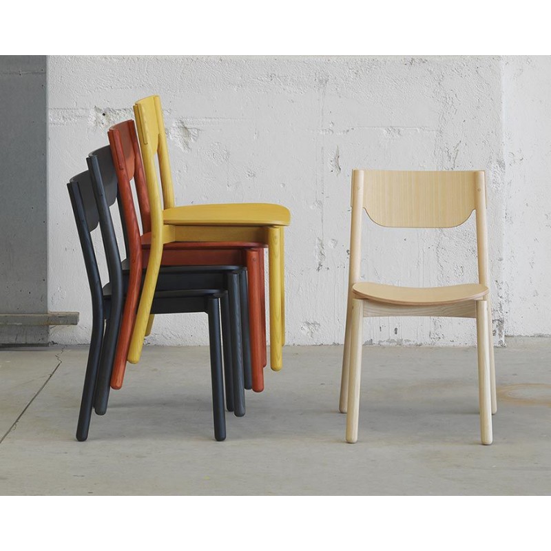 Chaise empilable en bois de frêne - Chaise Nico par Zilio