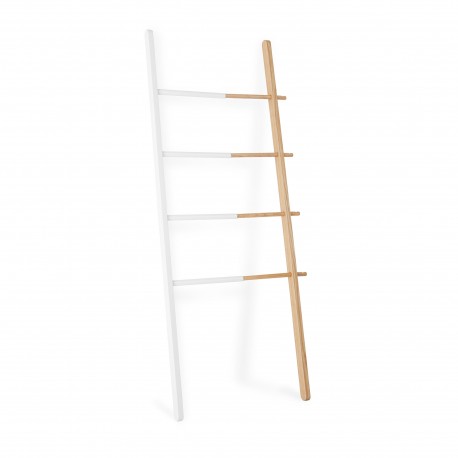 Echelle blanche en bois