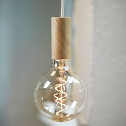 Spiral filament LED bulb